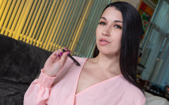 The Dick Suckers: Alex Coal nabízí konkurenční pozici