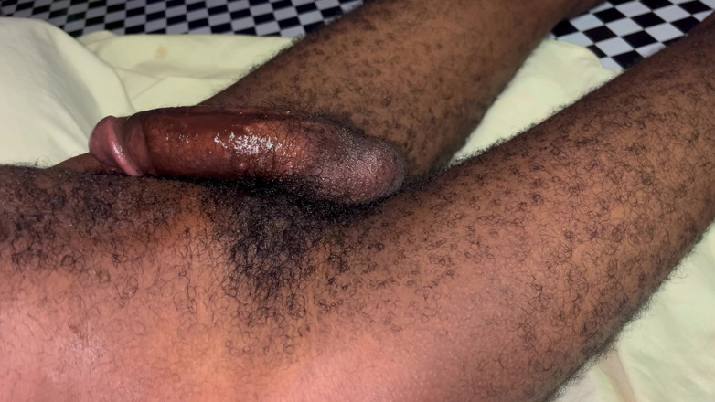 Mrinnocent69 Solo: Un garçon poilu utilise une chatte de poche, partie 1
