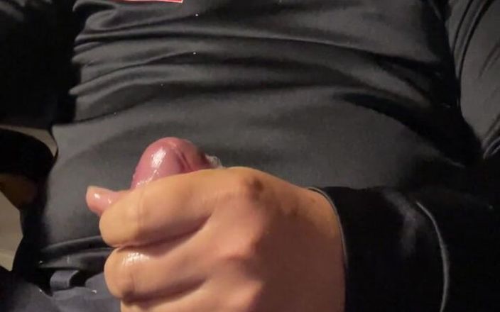 Hiroshi_cr: Uniforme tailandés masturbándose después del trabajo # 3