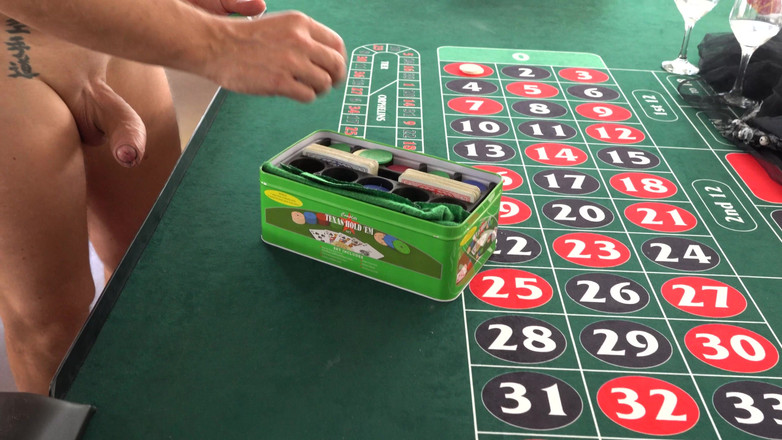 Ferrero anal experience: Di belakang tabir, parti dan pesta seks di kasino