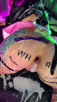 Bukkake & Anal Fisting for a Cyberpunk Slut