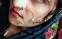 Lalita singh: La reine desi indienne du village se fait baiser par...