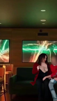 Ich, Der Karaoke-clubmanager, Und Mein Mann Filmen Alles
