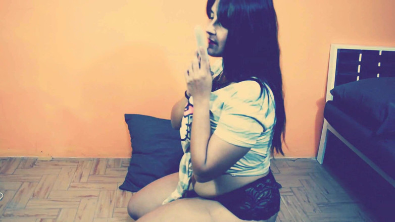 melu_world: My First Dildo Solo Play + Squirt - Meluworld