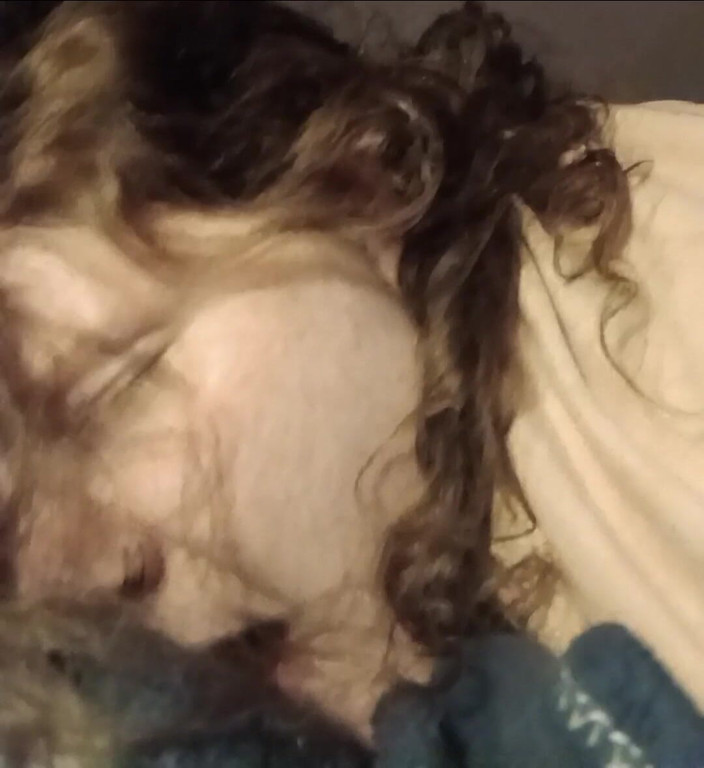 Skybay: Anisleigh Williams Dikongkek Doggy Merintih Untuk Veiwers