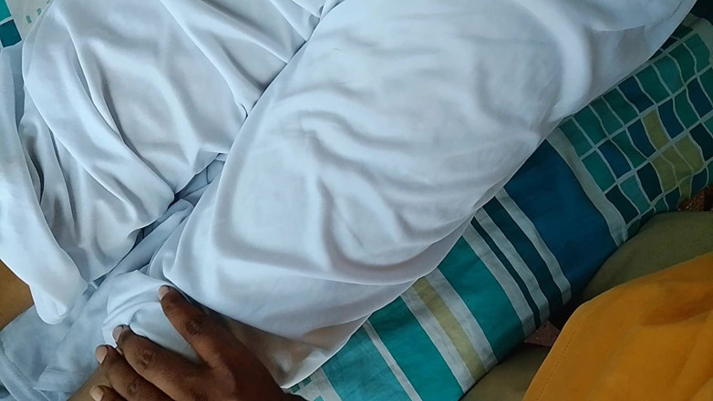 biharisonam: Desi dívka tvrdě šuká s Devarem