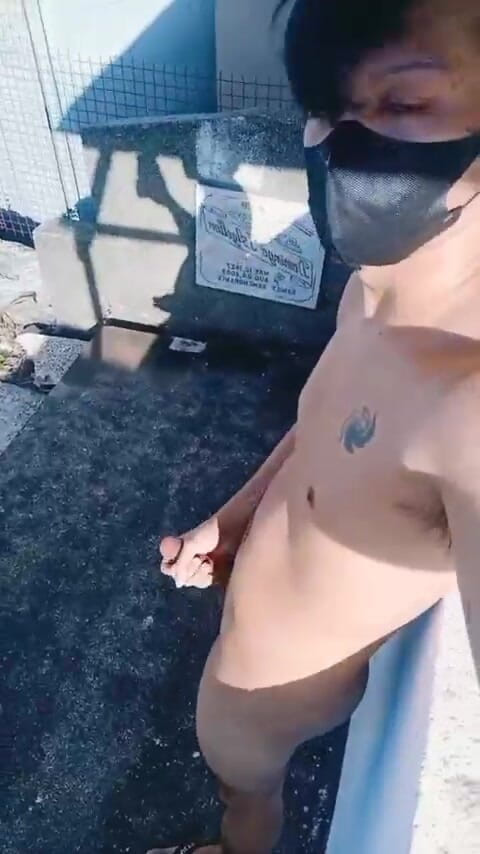 KrakenTwink: Hot Pinoy Boy Get Wild and Cum!