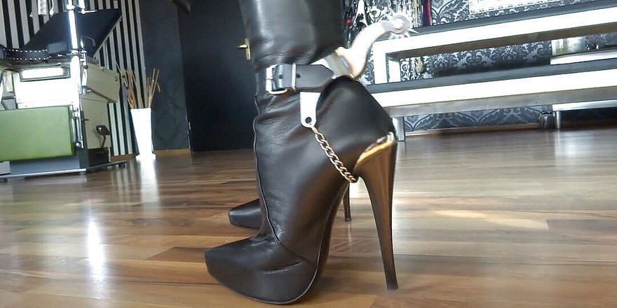 Lady Victoria Valente: スパーズレディのごっくん