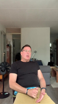 Honění doma, Stříkám na své džíny, Prohnutá v My Ae Boxers