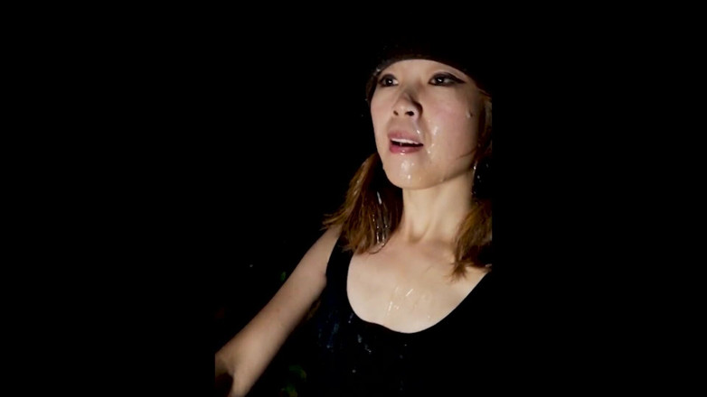 Petite creampie Asian Cumdump sluts: Japoński nastolatek potajemnie będzie ssać nocą