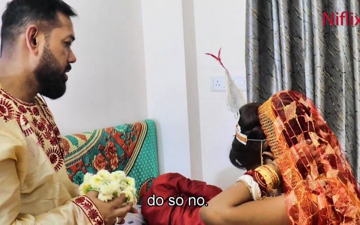 Bollywood porn: Esposa recém-casada fodida por marido e cunhado juntos um trio...