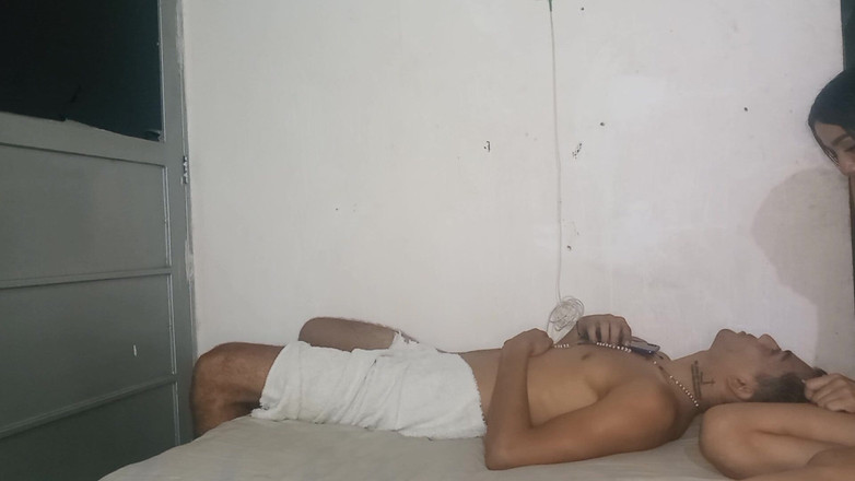 gledyxxx: Przerywam mojemu przyrodniemu bratu, aby dać mu dobre lodzik na...