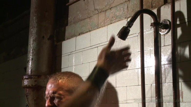 30 Minutes of Torment: Cơ bắp hunk dirk caber không ngừng hành sự