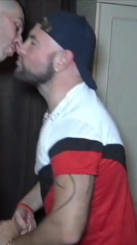 Jess ošukána heterosexuálním pracovníkem²