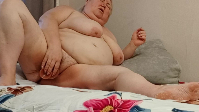 Zona901: Macecha ráno začala masturbací