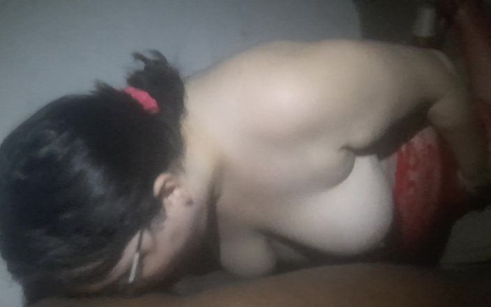 Cuckold Couple Swing: Ela adora engolir porra quente de um comedor e mostrar...