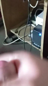 Yo Masturbandome Por Mas De Veinte Minutos