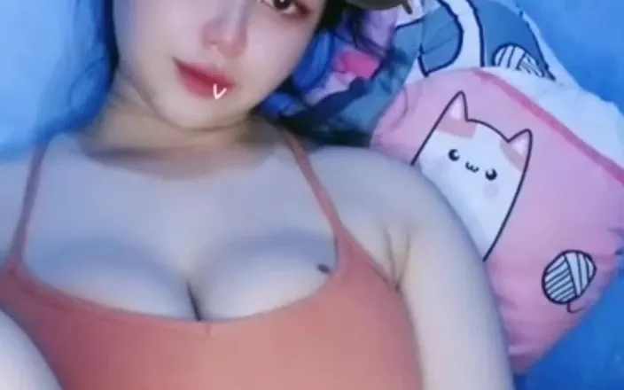 Jilbab69: オーガズムまで膣を塞ぐ
