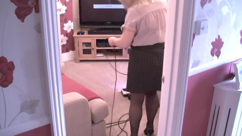 Julie Cunningham: Julie Cunningham housework for client