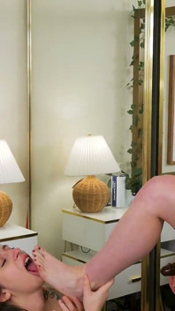 Tukang urut Lezdom memberikan saya kongkek strap-on kasar! Chloe Kreams, Talulah Mae