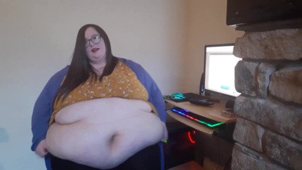 SSBBWLadyBrads: BBW secretary humiliated by boss