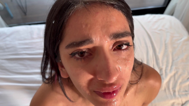 Primiciax: Ella Convenció a Su Amigo Gay Para Que Le Follara...