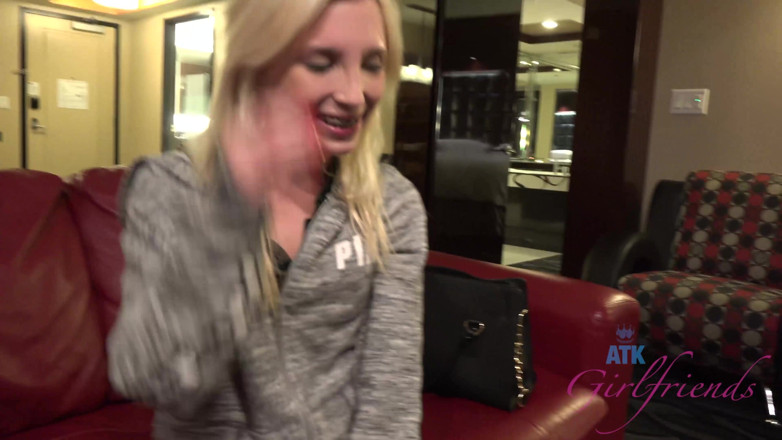 ATK Fans (Girlfriends): Virtueller urlaub in Las Vegas mit Piper Perri Teil 1
