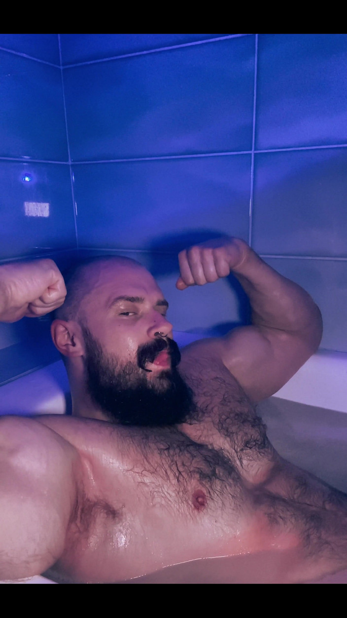 Mister Stone: Muscles