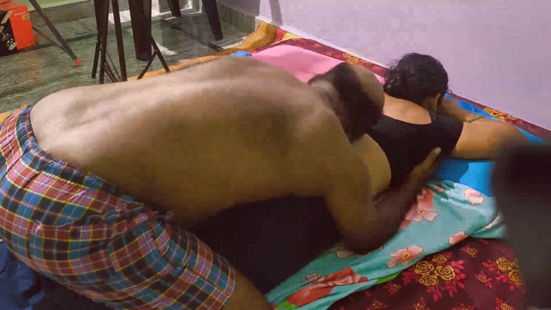 Sexy sindu: Mallu sindu karısıyla harika seks performansı