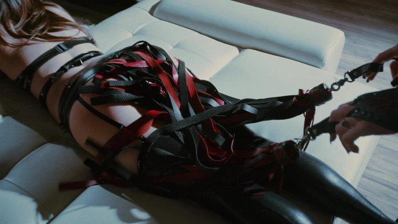 Sweet Sinner: เฉดสีของ Kink 7_scene 2_keeping มันประหลาด