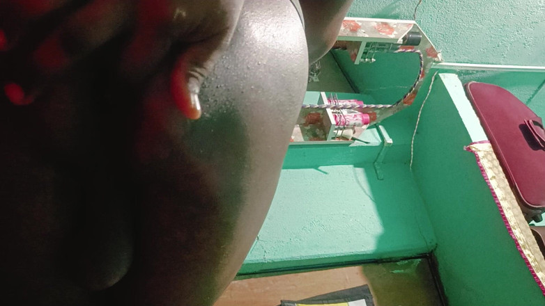 I-N-T-J: Video rất nóng bỏng