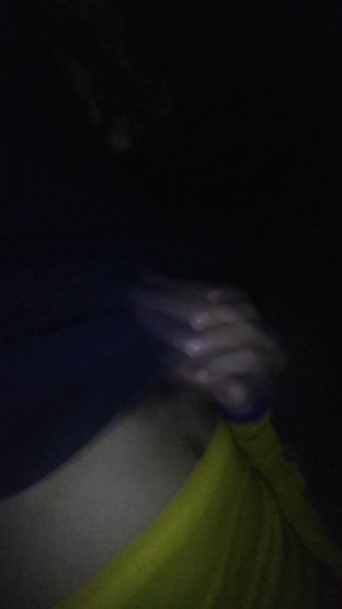 AlexAlejandro13: Sexy Muž S Obrovským Penisem Dotýká Sám Na Gauči