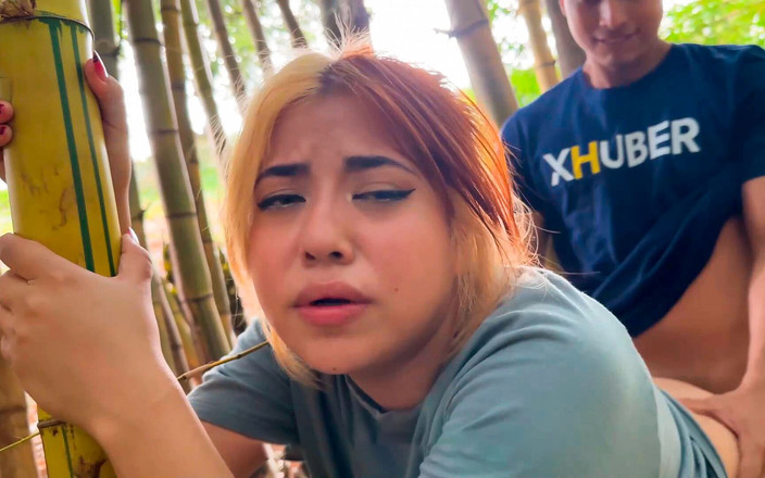 Angel Cruz: Extraño ofrece a Celeste Alba para follar en un parque...