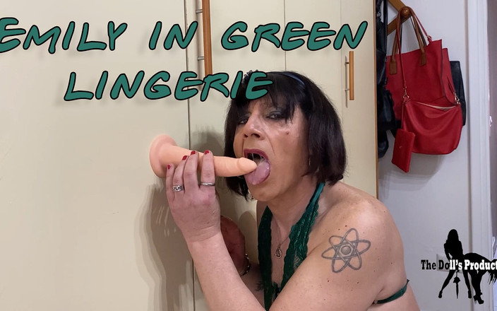 Emily Rossi: Emily v zeleném prádle se šuká