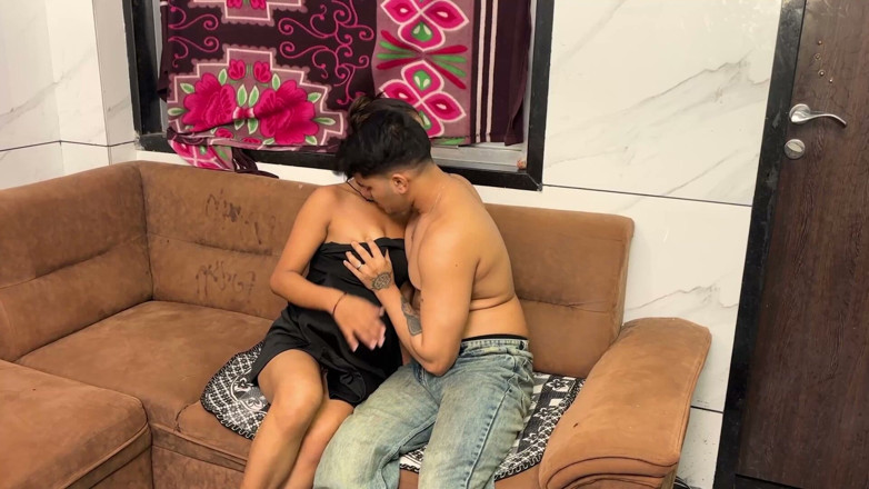 PatakhaXGold: Indian XXX Sexy Wife Cheated on Her Husband and Fucked...