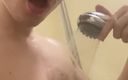 Rushlight Dante: Juste moi sous la douche, essayez d’être tellement sexy