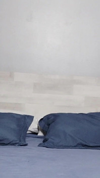 Mama vitregă sexy și incitanta, Doar fani în slow motion, în dormitor