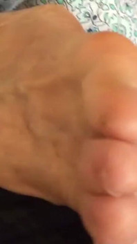 Annette Wants Cum on Her Arched Veiny Feet