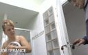 La France a Poil: Anal remaja pirang amatir disetubuhi di threesome dengan ayah
