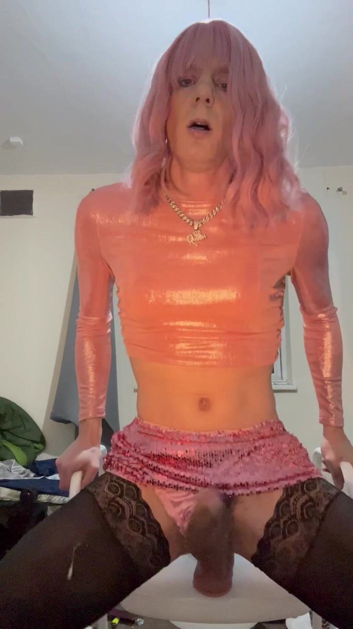 Jessica silk: Jess Silk Rides Dildo