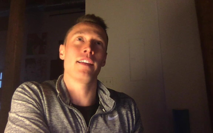 Himeros Backstage: Josh brady: tecniche di accarezzare il cazzo in chat