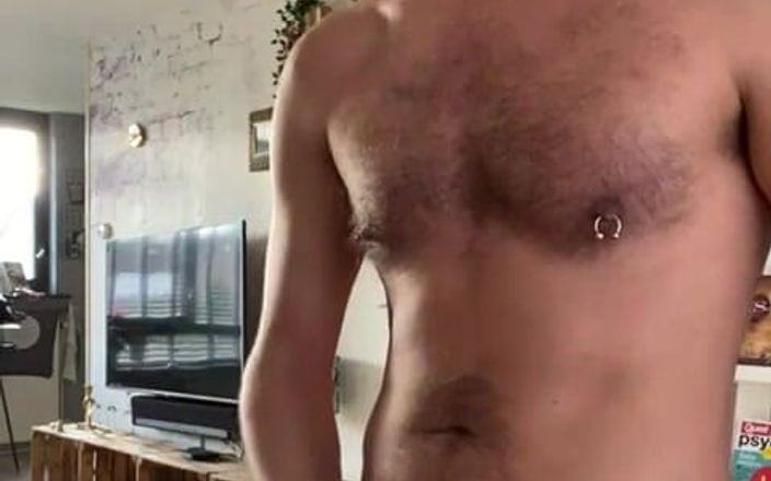 Barebackpaul86: Vì vậy, làm tình hứng tình sau khi tập luyện...
