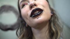 Rarible Diamond: Küss ein gotisches mädchen vom spiegel