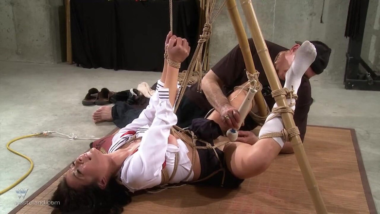 Wasteland: Nyssa Nevers BDSM - protože škádlím chlapce