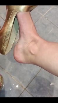 How Sexy Thongs Should Be Treated, Agree!