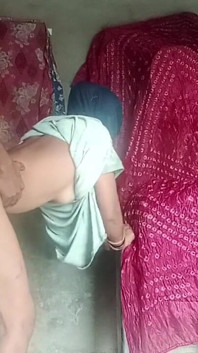 Sexy šukání kundičky desi vesnice Bhabhi