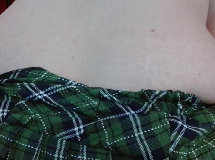 CosmicJones88: tlustý sissy poražený v oblečení školačky jde ze zadku do pusy