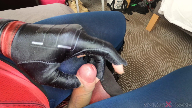Nylon Xtreme: Pov nora fox tôn sùng chân thủ dâm