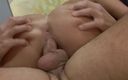 Alfacontent: Pirsingli Asyalı bebek şanslı adamın yarağına biniyor