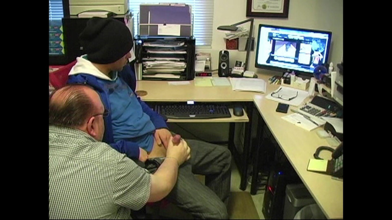 The Great Canadian Male: Cabeça reta 23